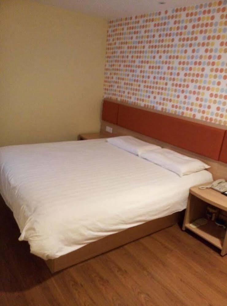 Hongqiao Hub Jiangqiao Wanda Plaza 2* Xangai